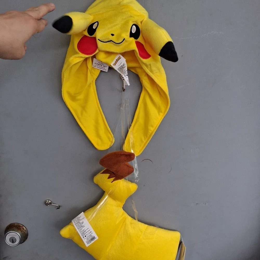 NWT Pokémon Pikachu Costume Hat And Tail